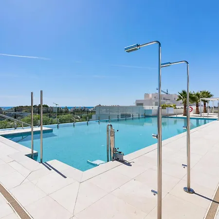 Lejlighed Peaceful Escape With Terrace Pool Estepona